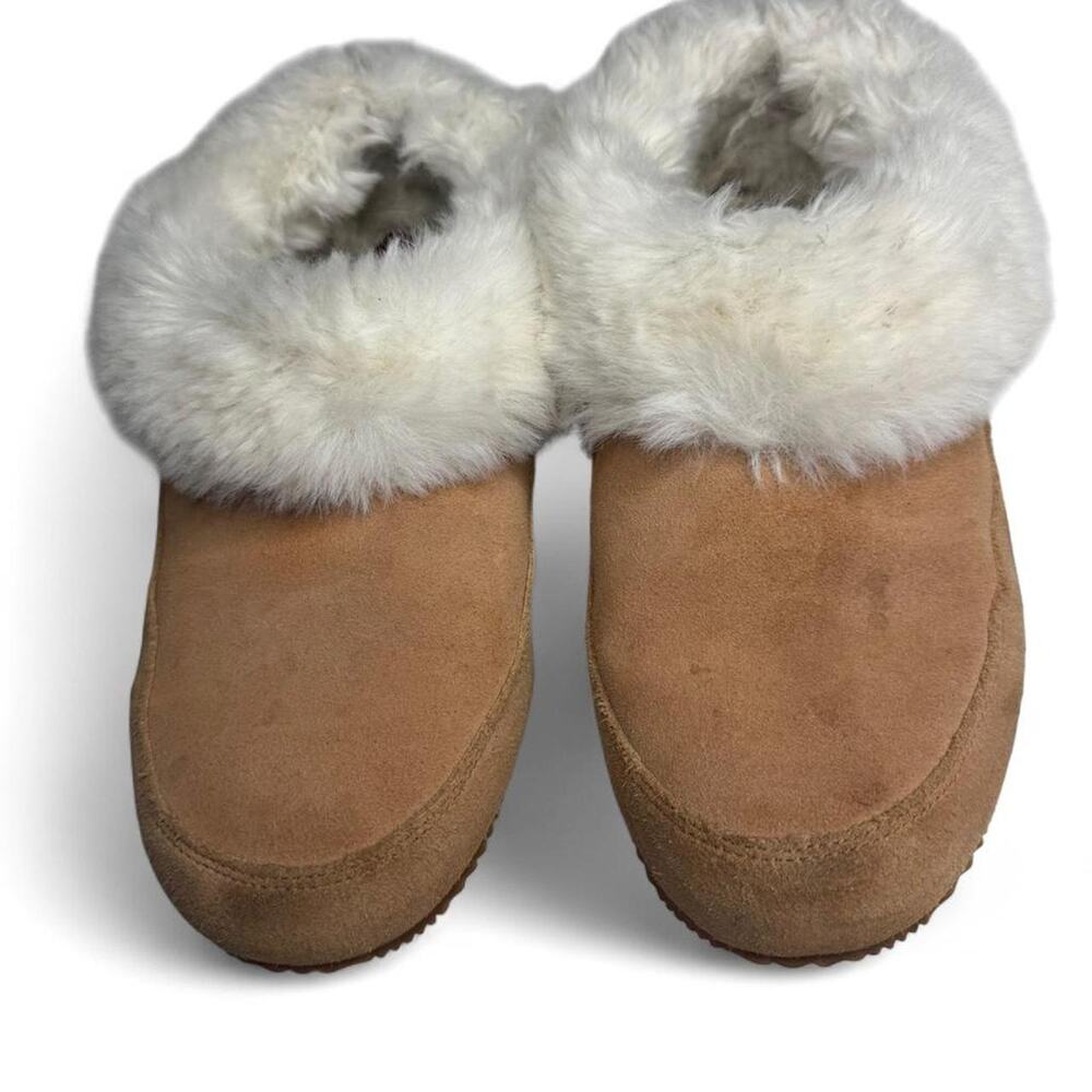 Sorel white faux fur lined suede moccasin slippers